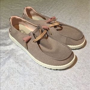 Hey Dude Women’s Shoe